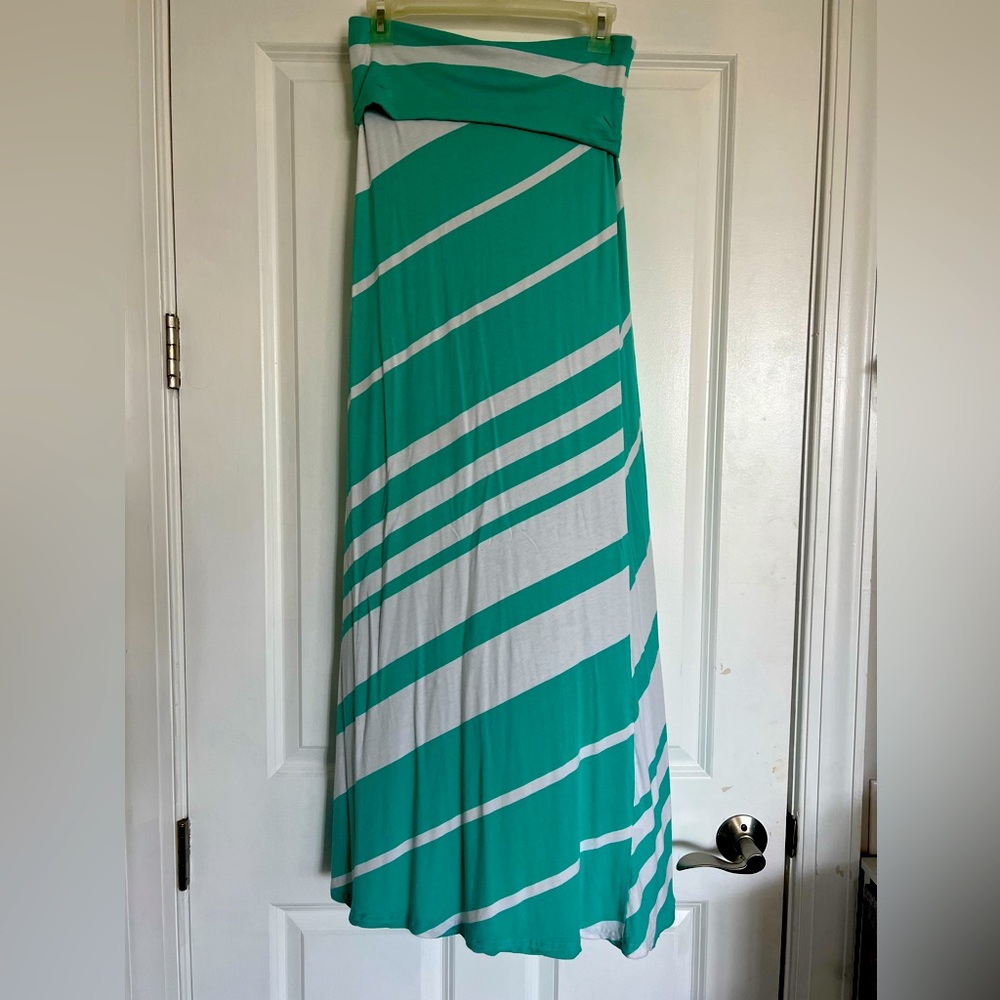 Elastic waist Maxi skirt